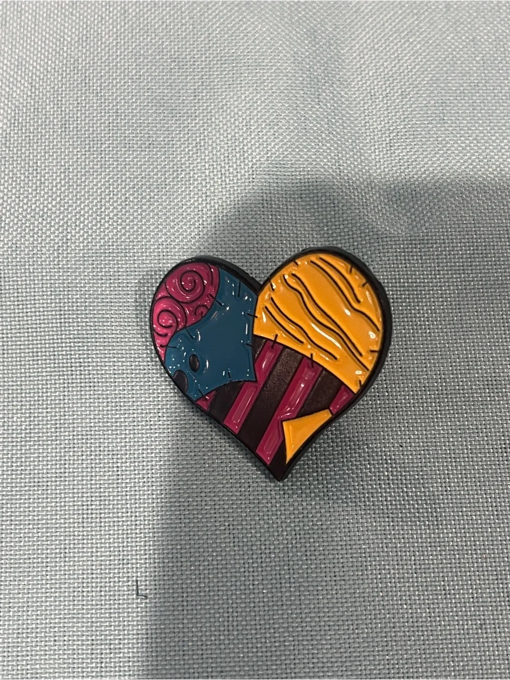 Sally Heart Patchwork Enamel Pin - Multicolor